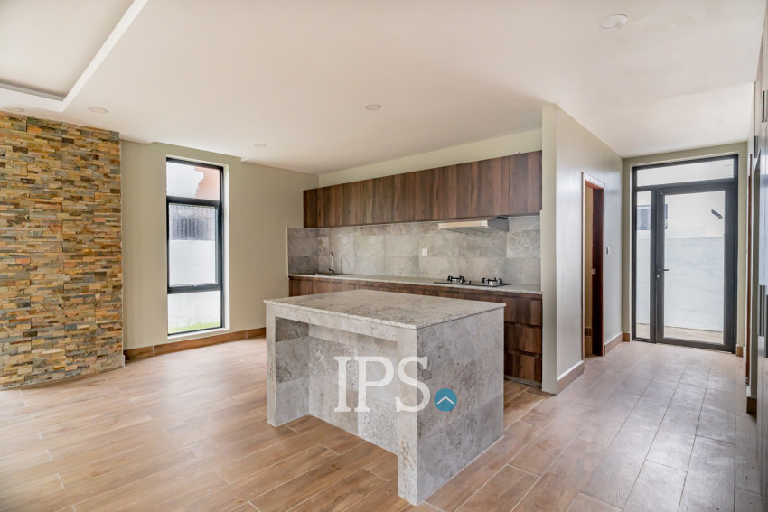 4 Bedroom Villa For Sale - Borey Williams Angkor Chey, Snaor, Phnom Penh