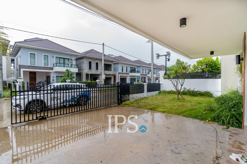 4 Bedroom Villa For Sale - Borey Williams Angkor Chey, Snaor, Phnom Penh