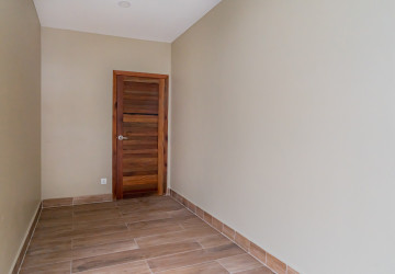 4 Bedroom Villa For Sale - Borey Williams Angkor Chey, Snaor, Phnom Penh thumbnail