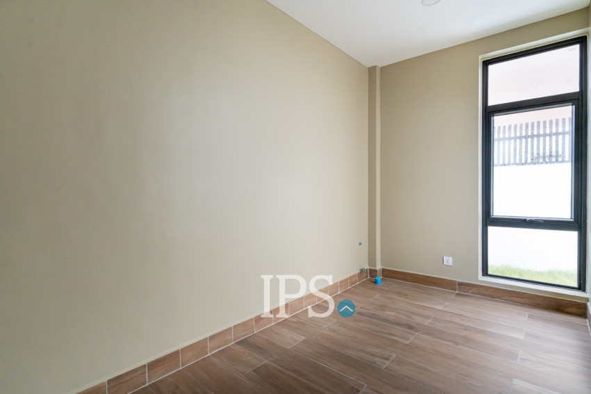 4 Bedroom Villa For Sale - Borey Williams Angkor Chey, Snaor, Phnom Penh