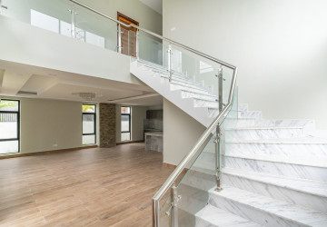 4 Bedroom Villa For Sale - Borey Williams Angkor Chey, Snaor, Phnom Penh thumbnail