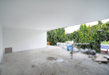 44 Sqm Retail Space For Rent - Chakto Mukh, Phnom Penh thumbnail