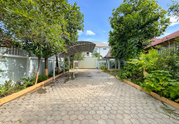 4 Bedroom House For Rent - Svay Dangkum, Siem Reap thumbnail