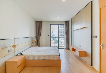 Duplex 3 Bedroom Condo For Rent - Platinum 352, BKK1, Phnom Penh thumbnail