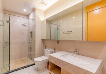 Duplex 3 Bedroom Condo For Rent - Platinum 352, BKK1, Phnom Penh thumbnail