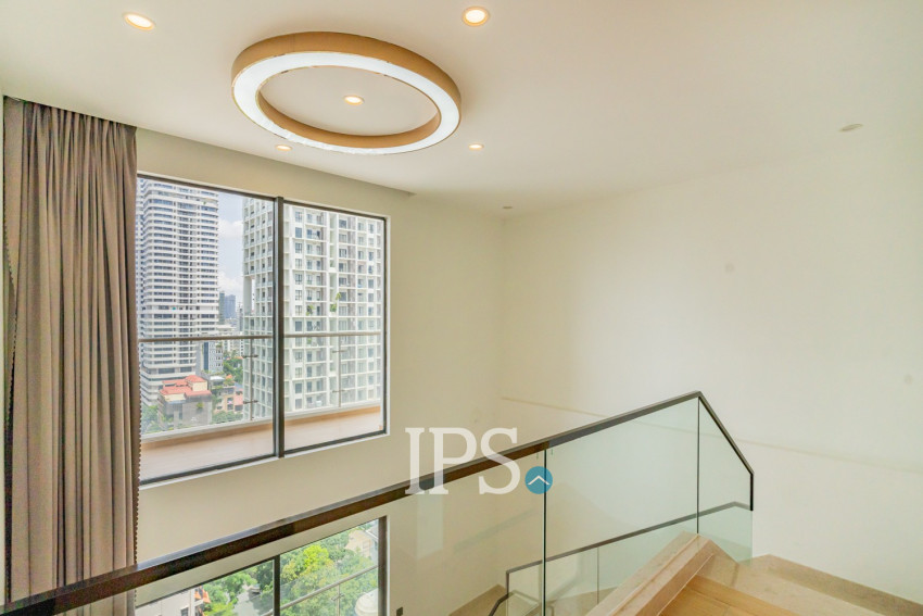 Duplex 3 Bedroom Condo For Rent - Platinum 352, BKK1, Phnom Penh