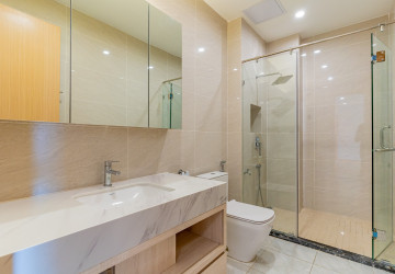 Duplex 3 Bedroom Condo For Rent - Platinum 352, BKK1, Phnom Penh thumbnail