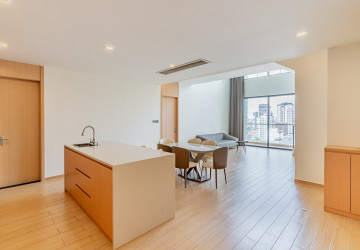 Duplex 3 Bedroom Condo For Rent - Platinum 352, BKK1, Phnom Penh thumbnail