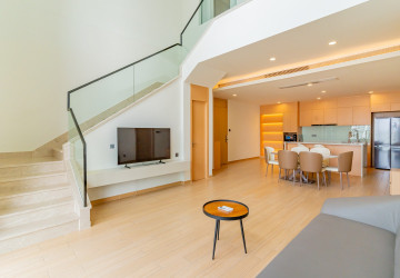 Duplex 3 Bedroom Condo For Rent - Platinum 352, BKK1, Phnom Penh thumbnail