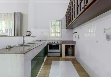 1 Bedroom Apartment For Rent - Svay Dangkum, Siem Reap thumbnail