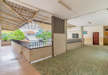 25 Room Commercial Building For Rent - Boeung Kak 1, Touk Kork, Phnom Penh thumbnail