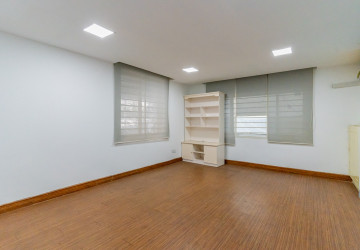 648 Sqm Commercial Building For Rent - Tumnob Tuek, BKK, Phnom Penh thumbnail