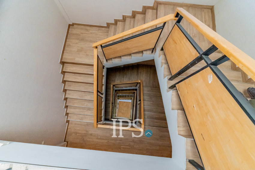 648 Sqm Commercial Building For Rent - Tumnob Tuek, BKK, Phnom Penh