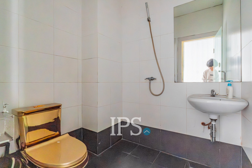 648 Sqm Commercial Building For Rent - Tumnob Tuek, BKK, Phnom Penh