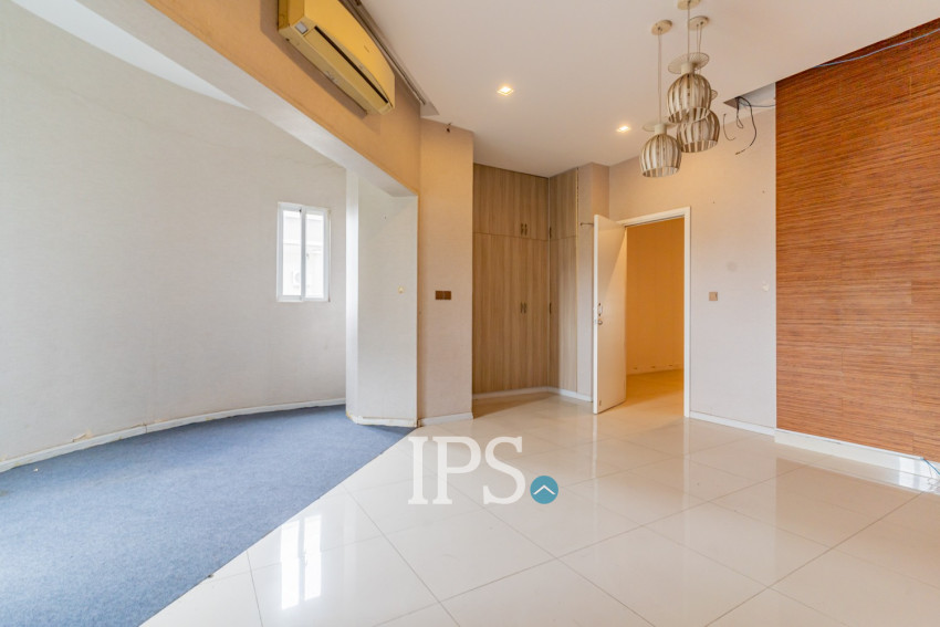 648 Sqm Commercial Building For Rent - Tumnob Tuek, BKK, Phnom Penh