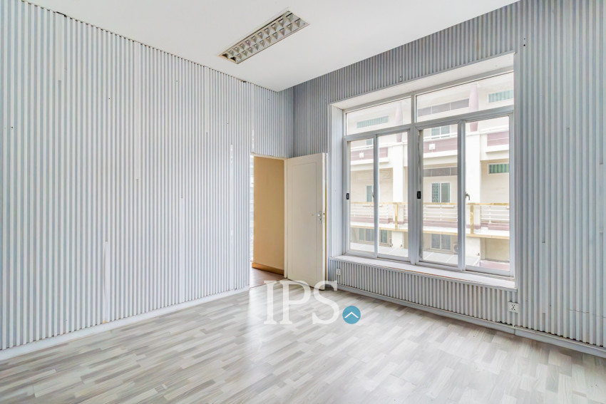 648 Sqm Commercial Building For Rent - Tumnob Tuek, BKK, Phnom Penh
