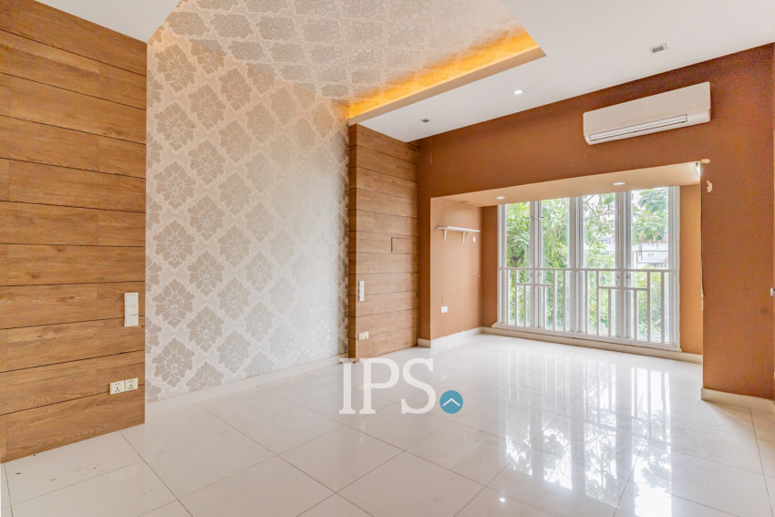 648 Sqm Commercial Building For Rent - Tumnob Tuek, BKK, Phnom Penh
