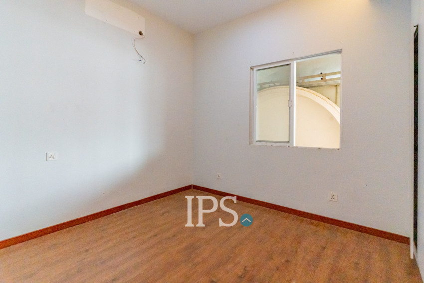 648 Sqm Commercial Building For Rent - Tumnob Tuek, BKK, Phnom Penh