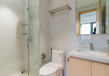 3 Bedroom Condo For Rent - Le Conde, BKK1, Phnom Penh thumbnail