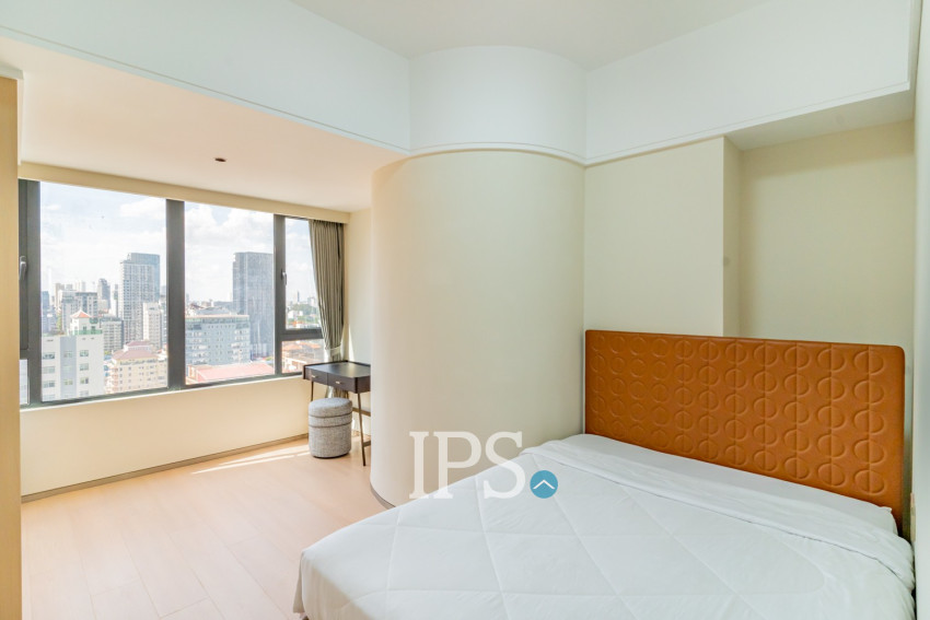 3 Bedroom Condo For Rent - Le Conde, BKK1, Phnom Penh