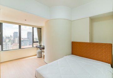 3 Bedroom Condo For Rent - Le Conde, BKK1, Phnom Penh thumbnail