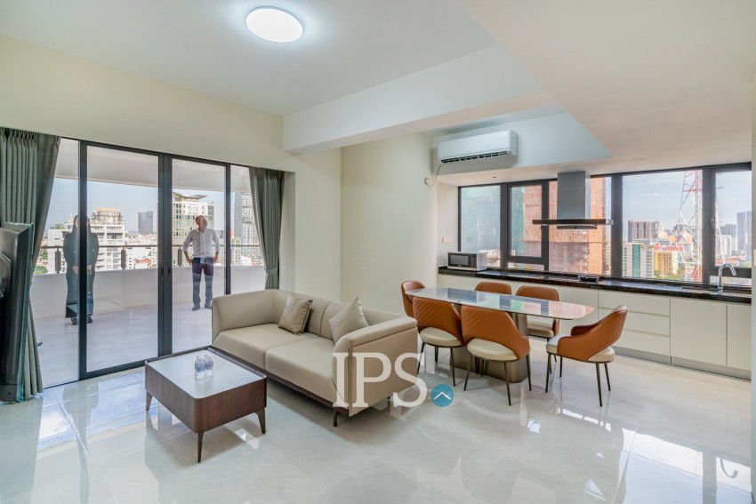 3 Bedroom Condo For Rent - Le Conde, BKK1, Phnom Penh