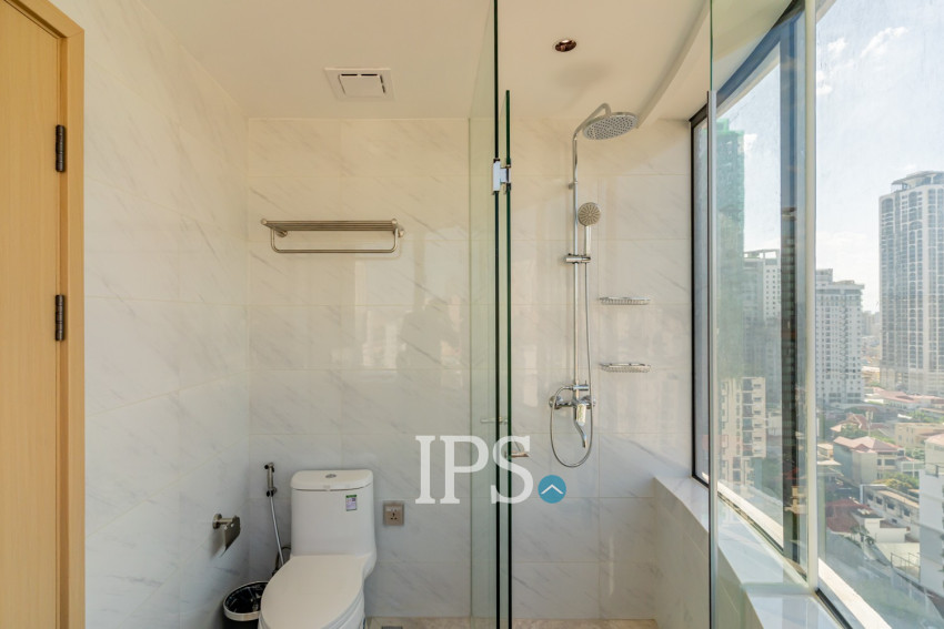 3 Bedroom Condo For Rent - Le Conde, BKK1, Phnom Penh