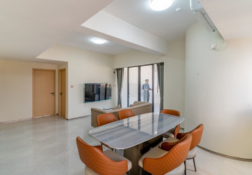 3 Bedroom Condo For Rent - Le Conde, BKK1, Phnom Penh thumbnail