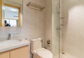 3 Bedroom Condo For Rent - Le Conde, BKK1, Phnom Penh thumbnail