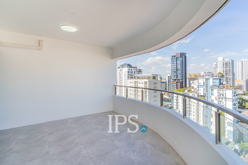 3 Bedroom Condo For Rent - Le Conde, BKK1, Phnom Penh