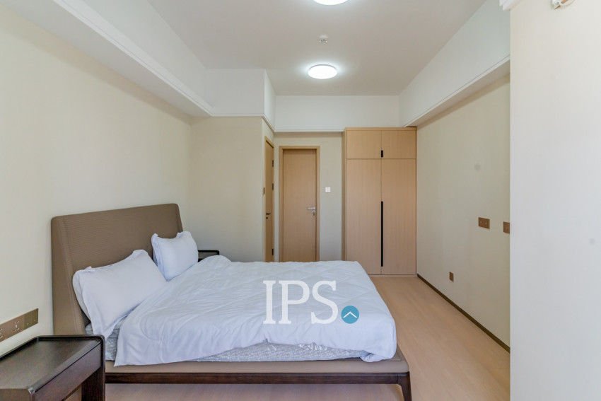 3 Bedroom Condo For Rent - Le Conde, BKK1, Phnom Penh