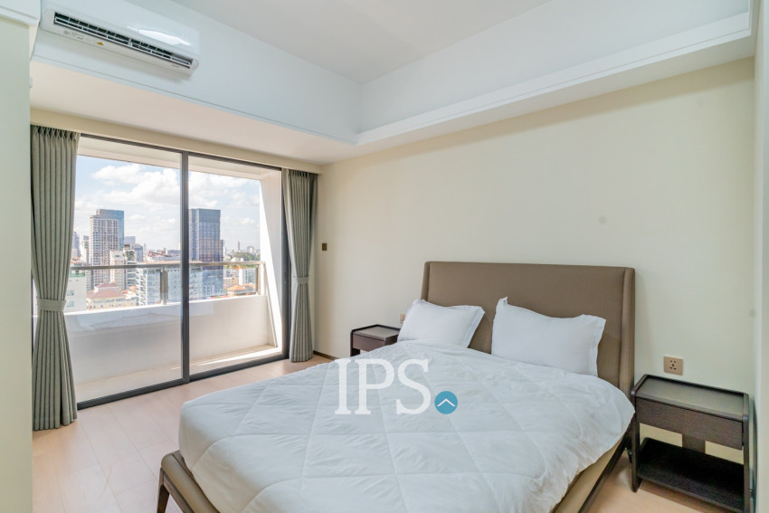 3 Bedroom Condo For Rent - Le Conde, BKK1, Phnom Penh