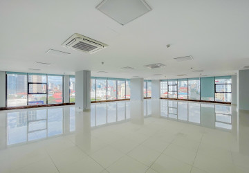 268 Sqm Office Space For Rent - Toul Tum Poung, Phnom Penh thumbnail
