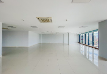 268 Sqm Office Space For Rent - Toul Tum Poung, Phnom Penh thumbnail