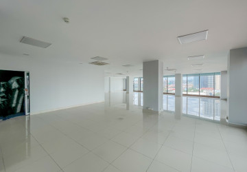 268 Sqm Office Space For Rent - Toul Tum Poung, Phnom Penh thumbnail