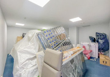 268 Sqm Office Space For Rent - Toul Tum Poung, Phnom Penh thumbnail