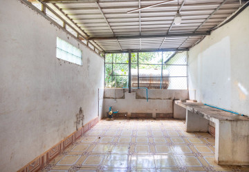 224 Sqm Warehouse For Rent - Chreav, Siem Reap thumbnail