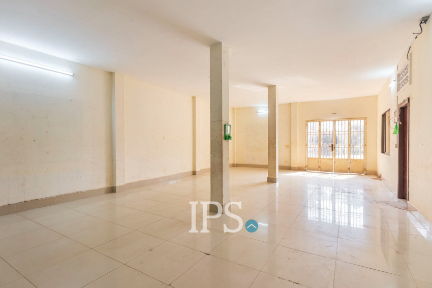 224 Sqm Warehouse For Rent - Chreav, Siem Reap