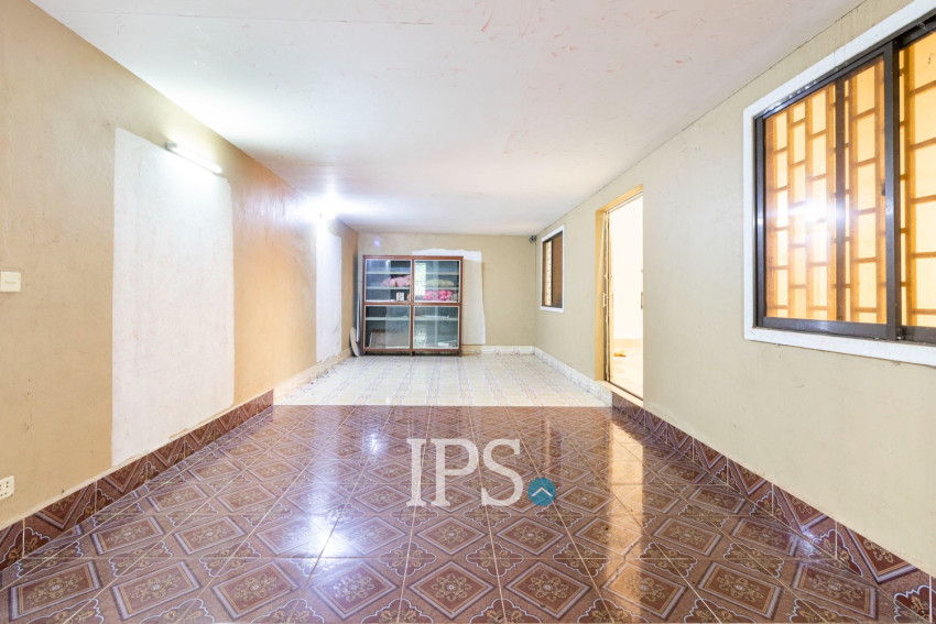 224 Sqm Warehouse For Rent - Chreav, Siem Reap