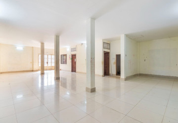 224 Sqm Warehouse For Rent - Chreav, Siem Reap thumbnail