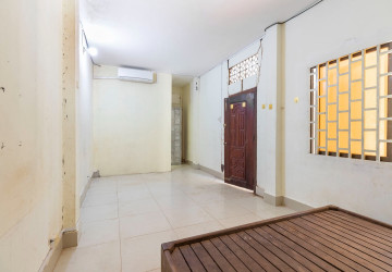 224 Sqm Warehouse For Rent - Chreav, Siem Reap thumbnail