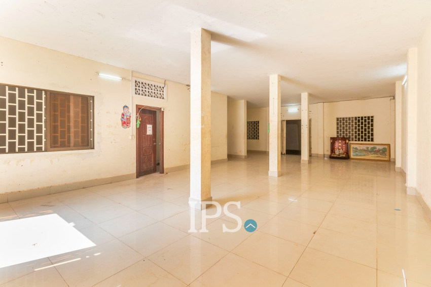 224 Sqm Warehouse For Rent - Chreav, Siem Reap