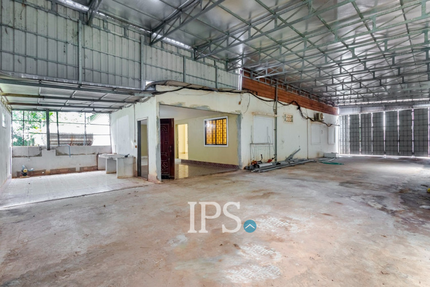 224 Sqm Warehouse For Rent - Chreav, Siem Reap