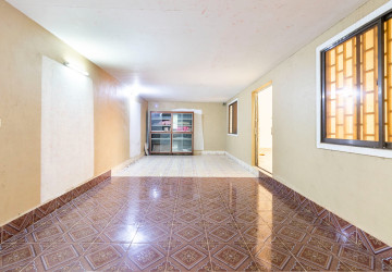 224 Sqm Warehouse For Rent - Chreav, Siem Reap thumbnail