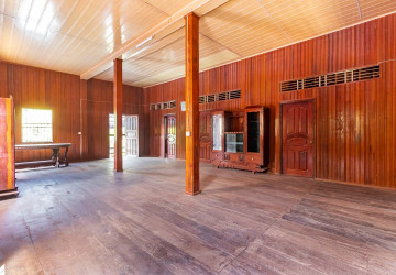 224 Sqm Warehouse For Rent - Chreav, Siem Reap thumbnail