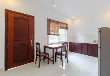 1 Bedroom Apartment For Rent - Sala Kamruek, Siem Reap thumbnail