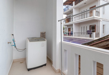 1 Bedroom Apartment For Rent - Sala Kamruek, Siem Reap thumbnail