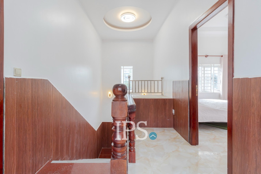 4 Bedroom House For Sale - Svay Dangkum, Siem Reap