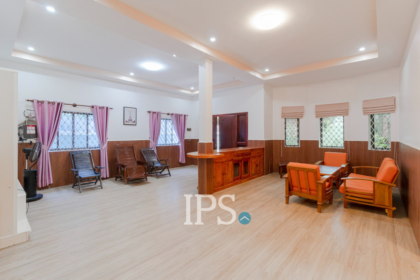 4 Bedroom House For Sale - Svay Dangkum, Siem Reap