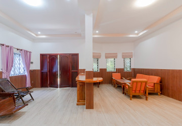 4 Bedroom House For Sale - Svay Dangkum, Siem Reap thumbnail